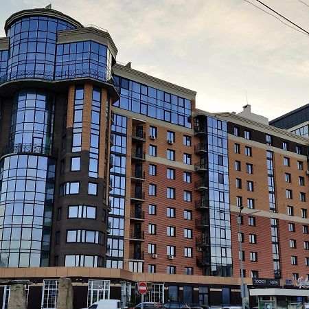 Yarovytsya Vip In The Center Apartamento Lutsʼk Exterior foto