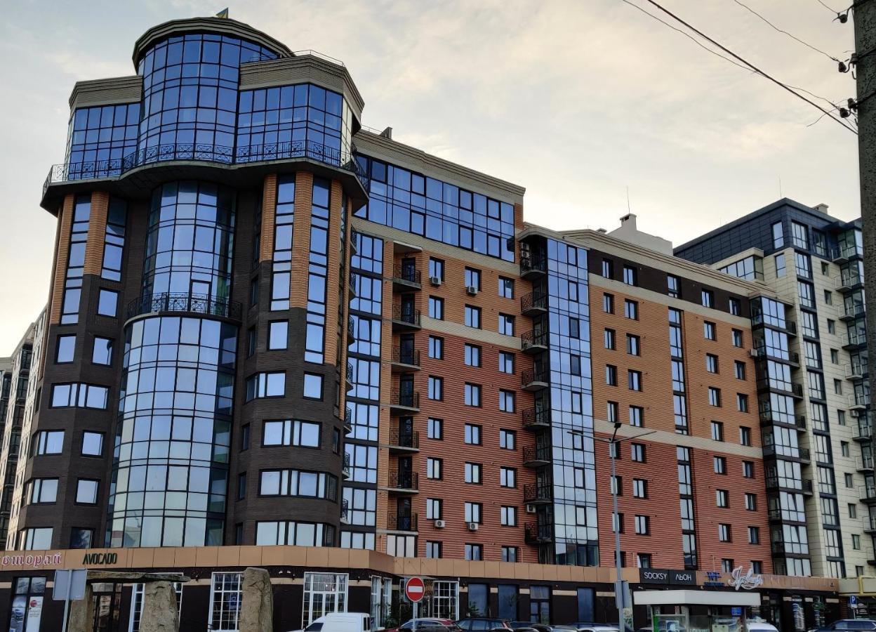 Yarovytsya Vip In The Center Apartamento Lutsʼk Exterior foto